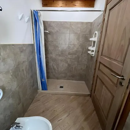Debel House B&B 3*