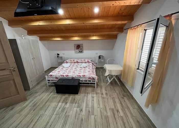 Debel House 3*