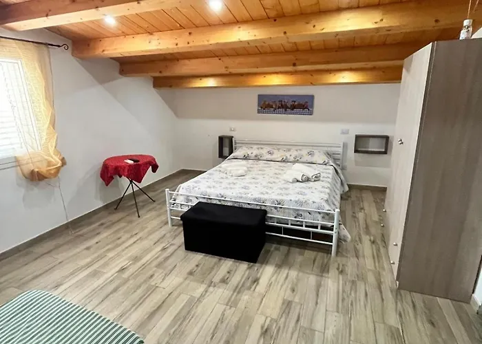 Debel House 3* Марина-ди-Рагуза